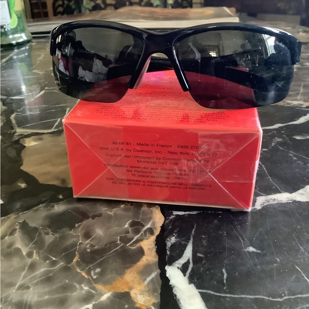 Bolle breaker 12107 GT black on black wraparound polarized sunglasses